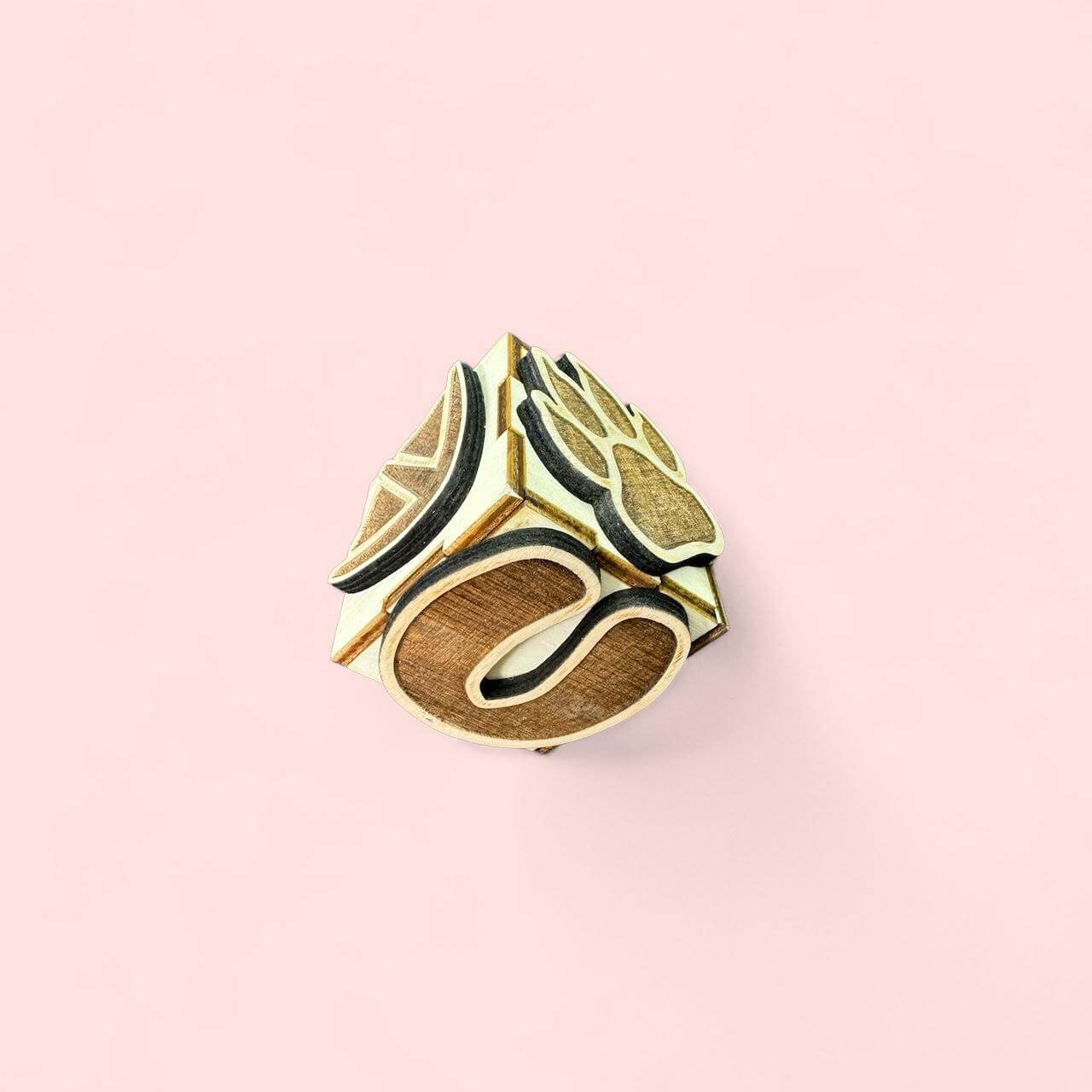 dřevěná kostka doplněk ke smyslohraní